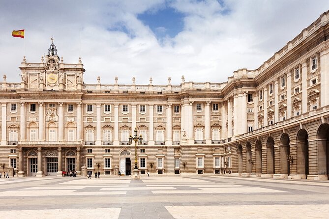 Imperial Madrid: Royal Palace and the Habsburg dynasty in Madrid - Key points to know before booking