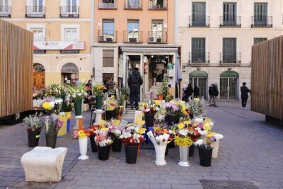 La Latina to Madrid Guided Tour with Breakfast