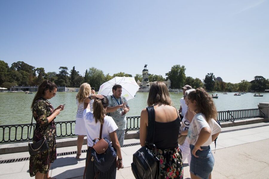 Madrid: 1.5-Hour Retiro Park Guided Walking Tour - Crystal Palace: Retiro’s Most Photogenic Stop