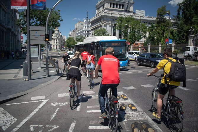 Madrid: 3 hour Guided Highlights Bike Tour with Optional Tapas - Puerta del Sol closes the city loop
