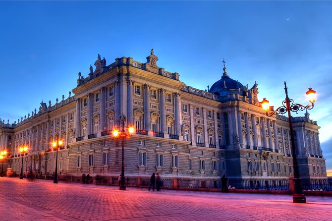 Madrid Best Walking Tour: Old city and Royal sites - Plaza de España and the literary side of Madrid