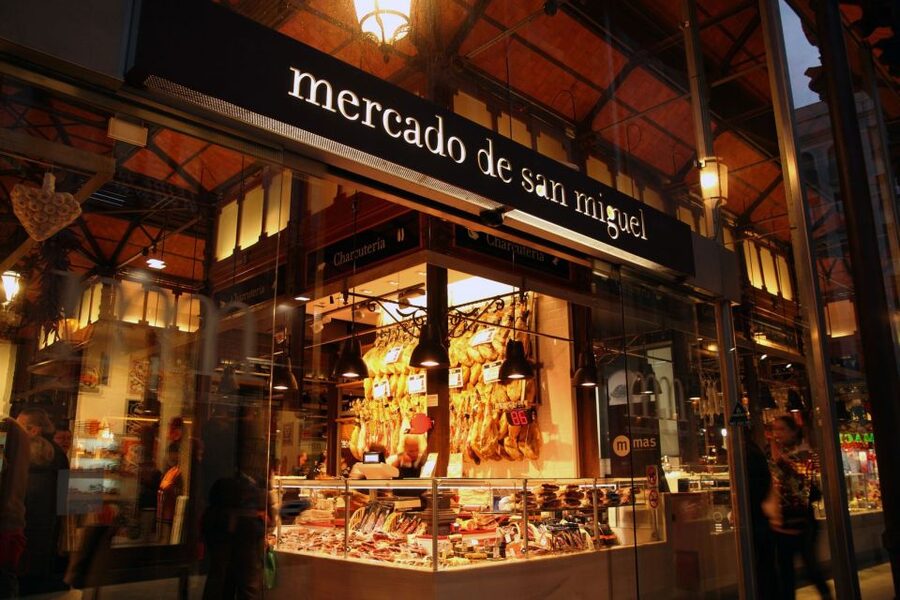 Madrid: City Highlights Guided Walking Tour - Almudena Cathedral from the outside