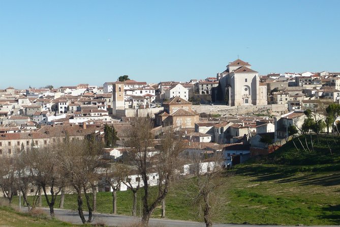 Madrid Countryside Wineries Guided Tour with Wine Tasting - Señorio de Val Azul and the first taste of Vinos de Madrid