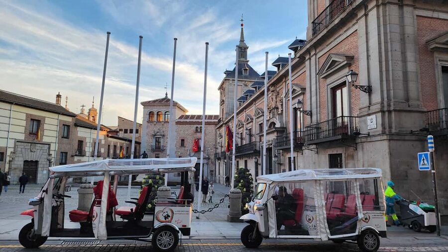 Madrid: Discover the Magic of This City by Tuk Tuk - Why a tuk tuk works well in central Madrid