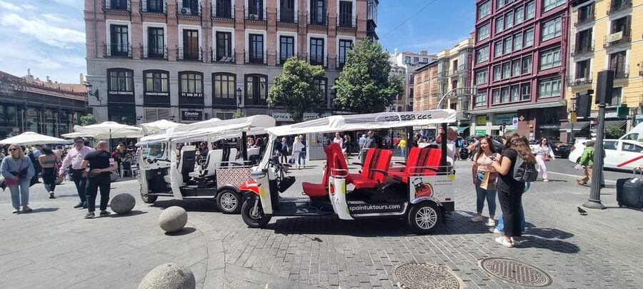 Madrid: Discover the Magic of This City by Tuk Tuk - Plaza de España and Cervantes