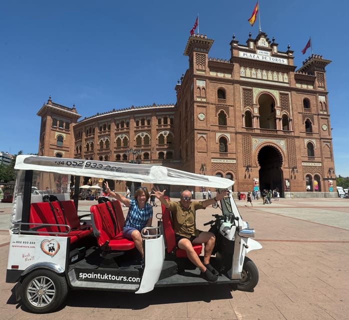 Madrid: Discover the Magic of This City by Tuk Tuk - Guide quality and group size
