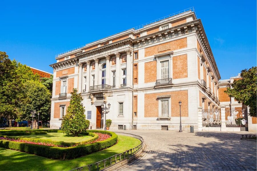Madrid: El Prado Museum Skip-the-line Guided Tour - Accessibility and practical limits inside the museum