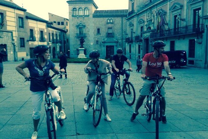 Madrid Electric Bike Sunset Tour - Parque del Oeste and the city’s former rubbish dump