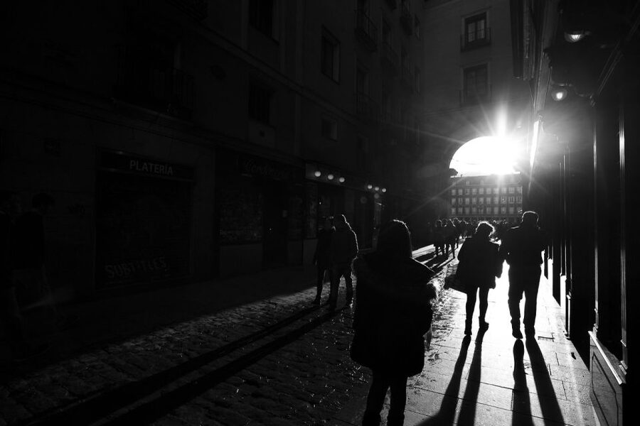 Madrid: Enchanted Evening Walking Tour in Spanish - Plaza Mayor and the city’s darker tales