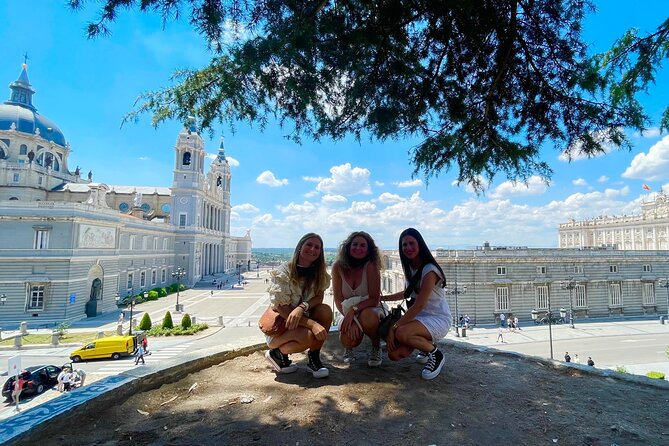 Madrid Essential: Historic Center, Plaza Mayor & Royal Palace - Flamenco, the Royal Pharmacy, and small surprises