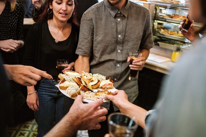Madrid Evening Tapas and Wine Guided Tour - The small-group format and guide experience