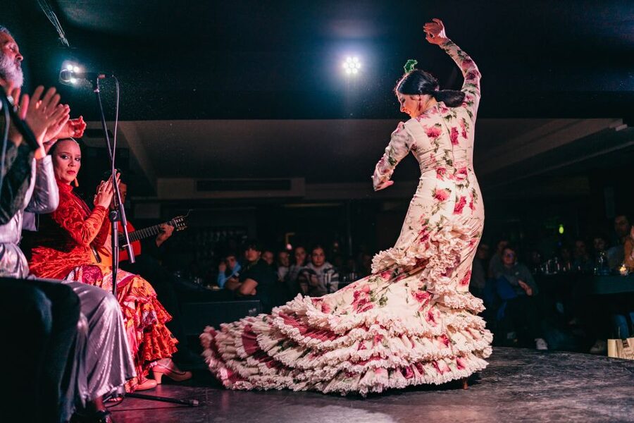 Madrid: Flamenco Show at Tablao Las Carboneras - Entering Las Carboneras in Madrid’s old palace quarter