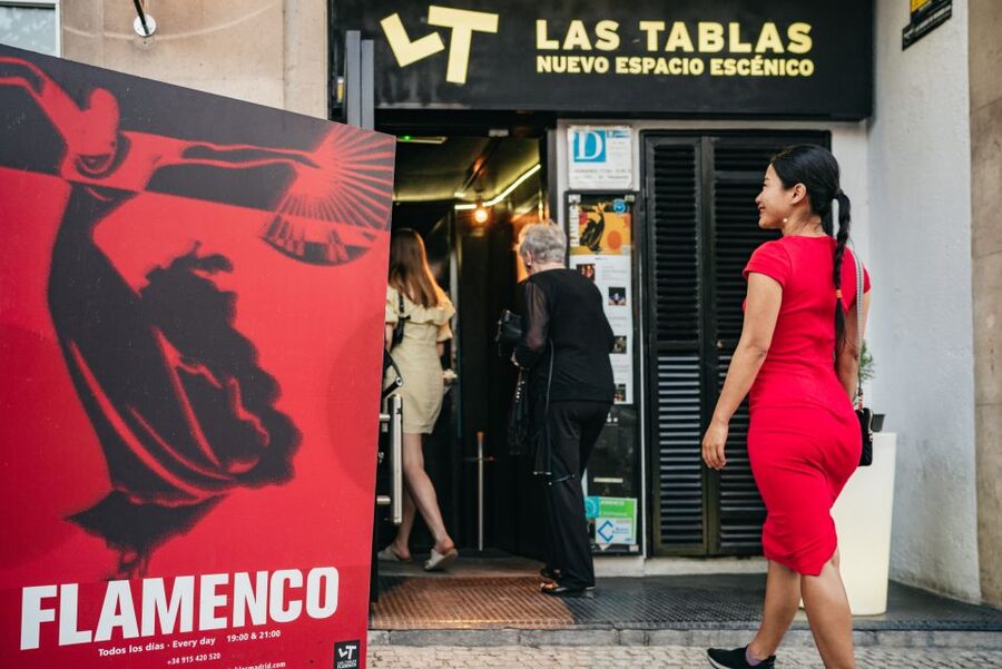 Madrid: Flamenco Show at Tablao "Las Tablas" with Drink - Food, service, and the shape of the evening