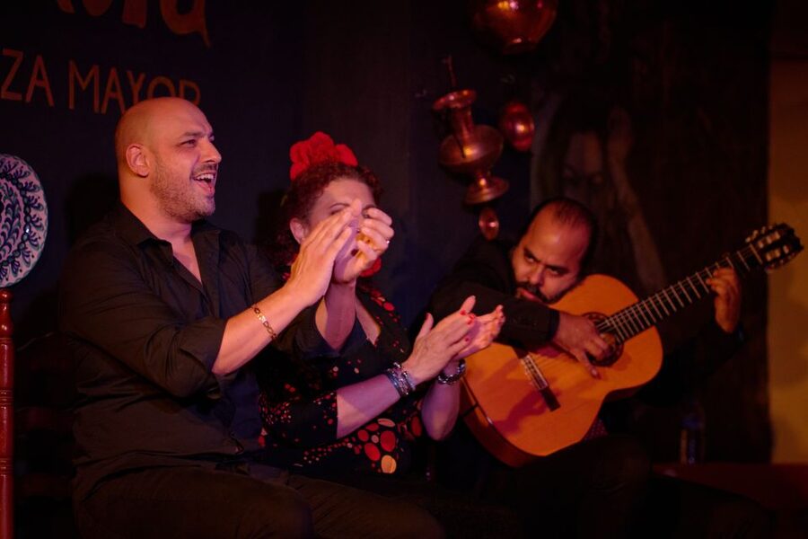 Madrid: Flamenco Show La Quimera with Drinks & Dinner Option - What makes this flamenco evening worth considering