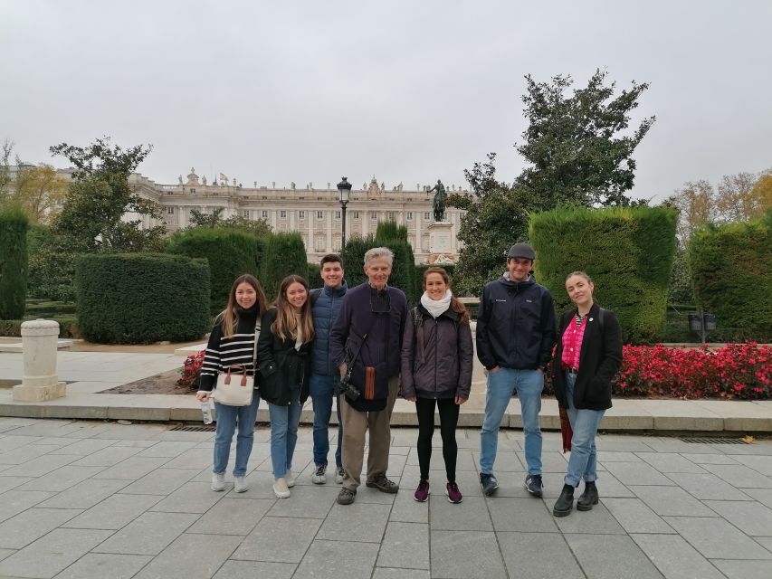 Madrid: Full-Day Private City Tour with Flamenco Show & Meal - Almudena Cathedral and Madrid de los Austrias