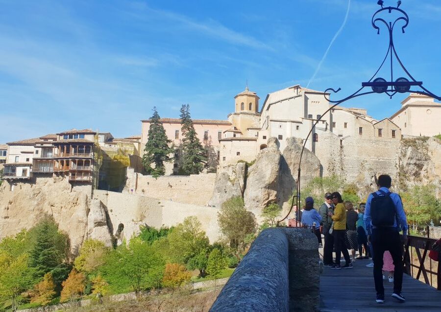 Madrid:Full Day Trip to Cuenca, Cathedral and Hanging Houses - Cuenca Cathedral and its ornate interior
