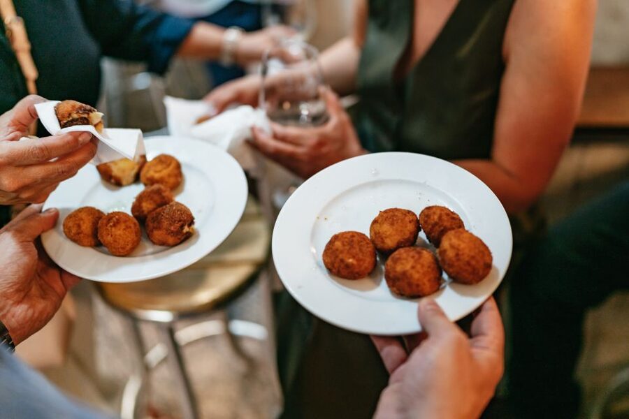 Madrid: Guided Tapas Tour with Tastings and Drinks - Who should book this tapas crawl?