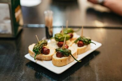 Guided Tapas Tour with Tastings and Drinks