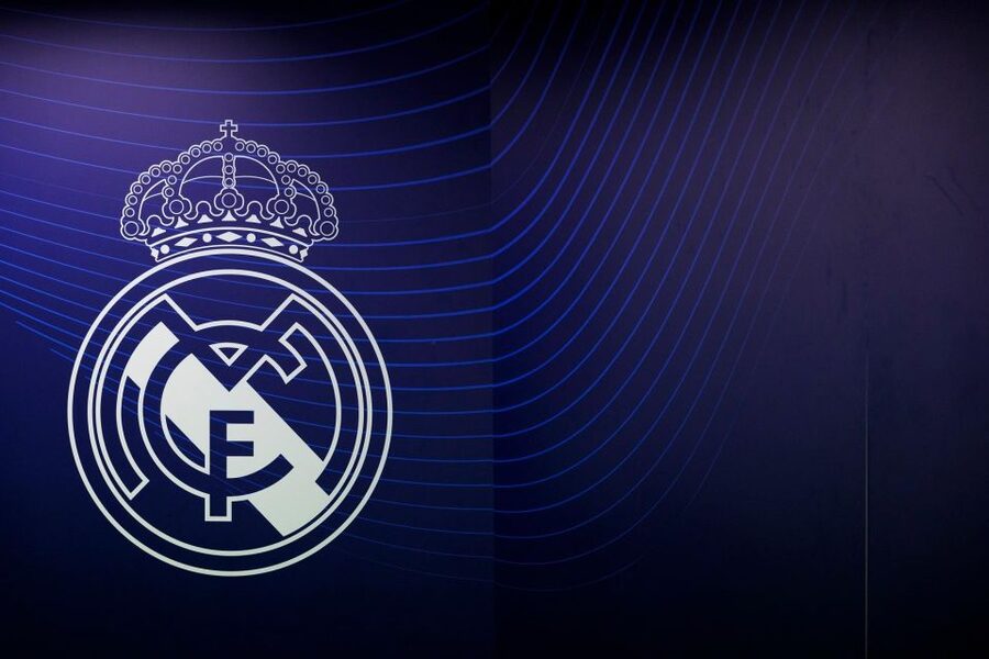 Madrid: Guided Tour of Bernabéu Stadium - The 21st-century stadium model explains the rebuild