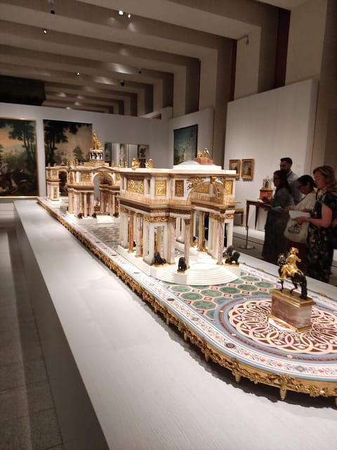Madrid: Guided Tour of the Royal Collections Gallery - Islamic Mayrit beneath the modern gallery
