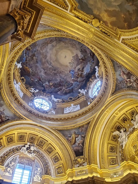 Madrid: Guided visit at the Royal Palace with tour guide - Meeting Felipe IV in Plaza de Oriente