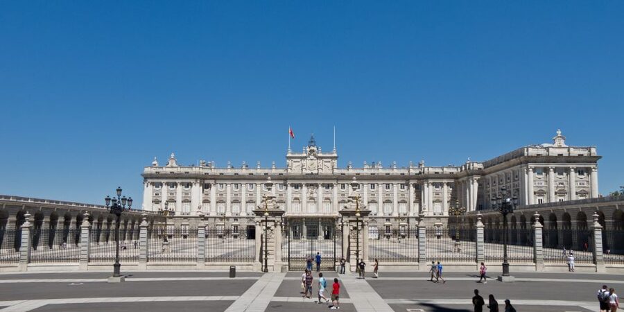 Madrid: Guided Visit to the Royal Palace - Meeting at Isabel II Square