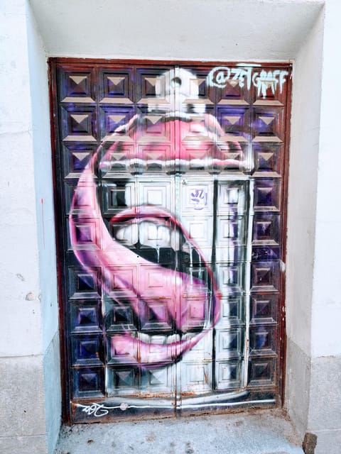 Madrid: Hidden Street Art Tour - Lola Gil’s ceramic trompe-l’oeil