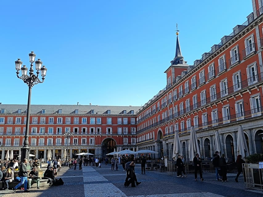 Madrid: Highlights of Madrid Walking Tour - What $23 buys you in practical terms