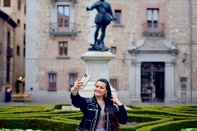 Madrid Highlights Private Tour with Prado Museum & Royal Palace - Plaza Mayor and Puerta del Sol