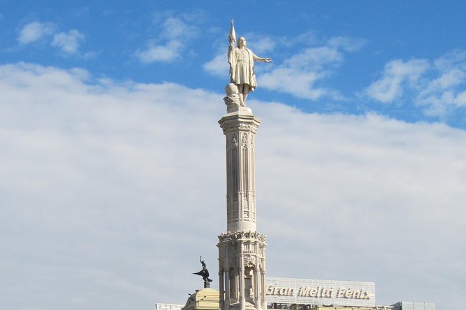 Madrid Highlights Private Walking Tour - What the private format is really worth