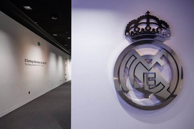 Madrid Highlights Tour with Santiago Bernabeu Stadium Entrance - Gran Vía, Plaza de España, and Las Ventas