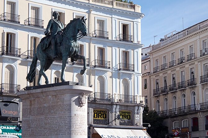 Madrid Historic Centre Food Tour with Authentic Tapas & Wines - What the guides add to the meal