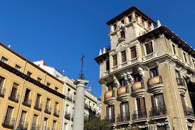 Madrid Historic with an architect : Arabs, Austrias and Bourbons - What makes the private guide format useful