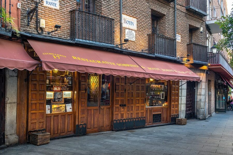 Madrid: History, Bites & Sips – An Intimate Tour Since 2018 - Chef-made tapas at a cosy restaurant