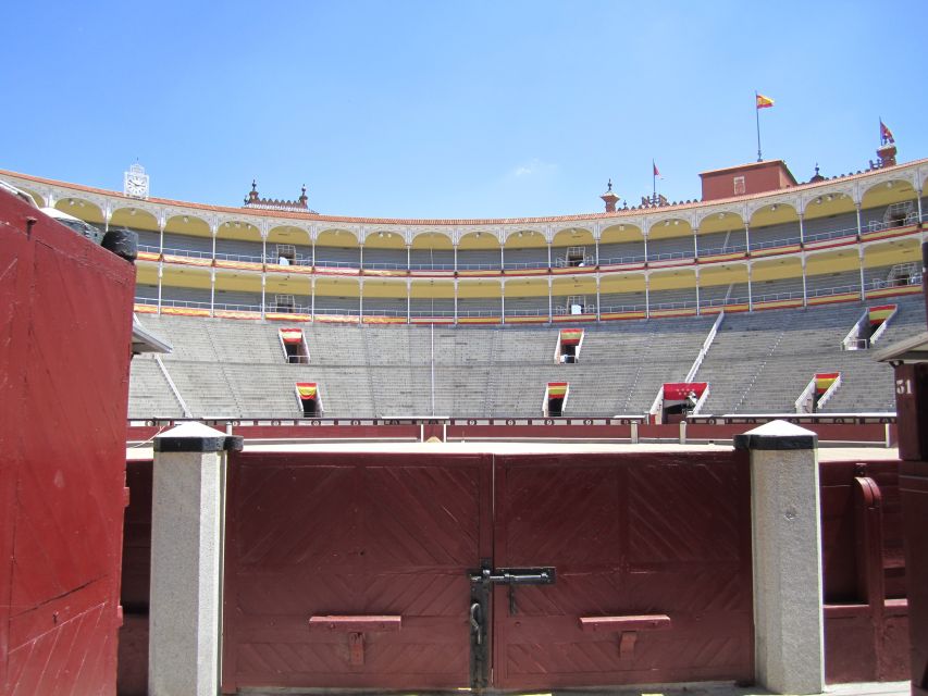 Madrid: Las Ventas Bullring VIP Private Guided Tour - Meeting your guide at Calle Alcalá 237