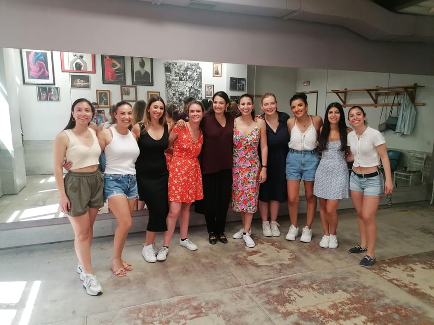 Madrid: Latin Dance & Salsa Class Experience - A Latin dance lesson in the heart of Madrid