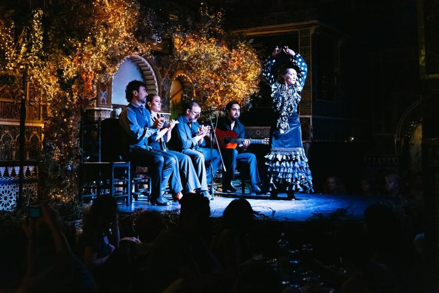 Madrid: Live Flamenco Show with Food and Drinks Options - Key points to know