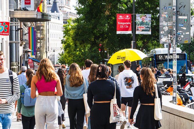 Madrid Monumental and Retiro Park : Gran Vía, Cibeles and more - The Bank of Spain and its famous legends
