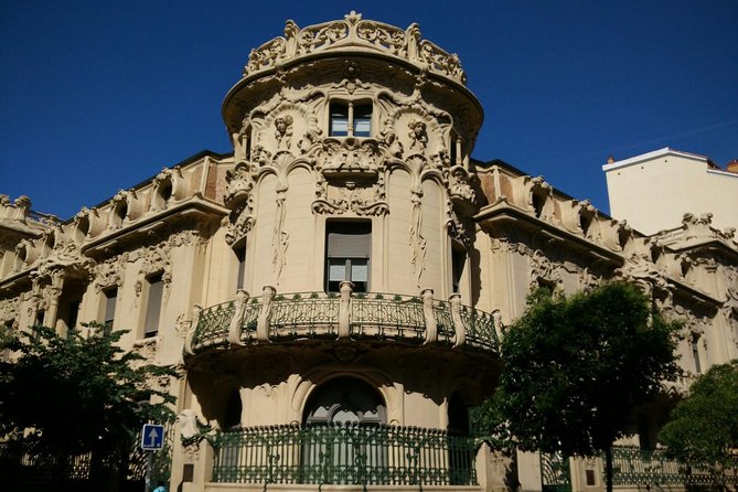 Madrid off the Beaten Path: Private Walking Tour (Customizable) - Walking distance, transport, and comfort