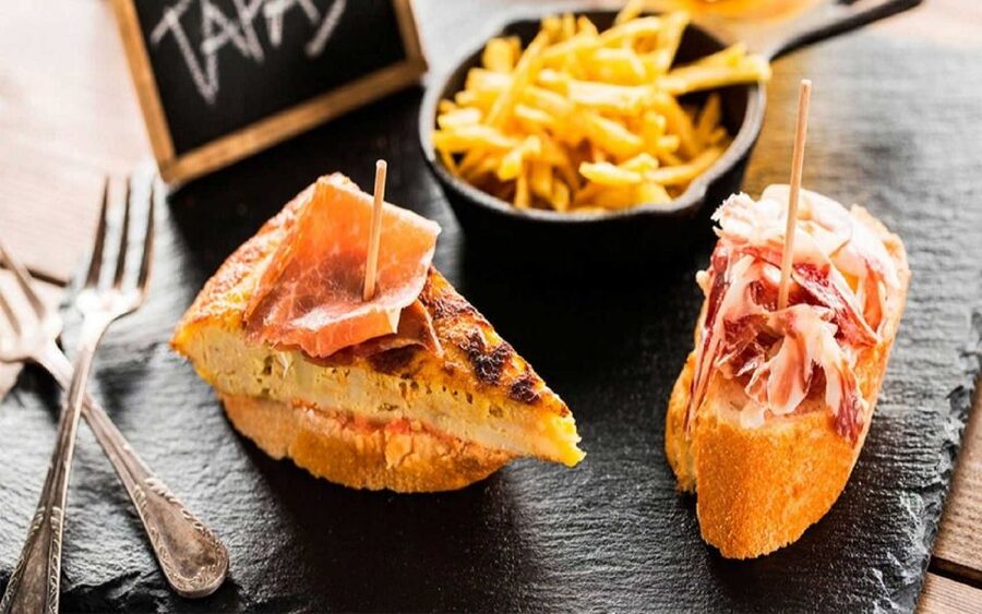 Madrid: Old Madrid Walking Food and Wine Tour - Why this Madrid food walk works