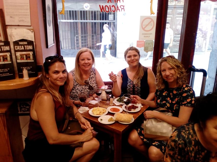 Madrid: Old Madrid Walking Food and Wine Tour - Carmen and the value of a small group