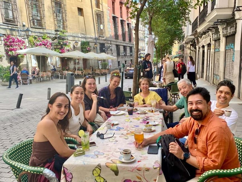 Madrid: Old Town, Poets District, and Royal Palace Tour - Puerta del Sol and the famous center of Madrid