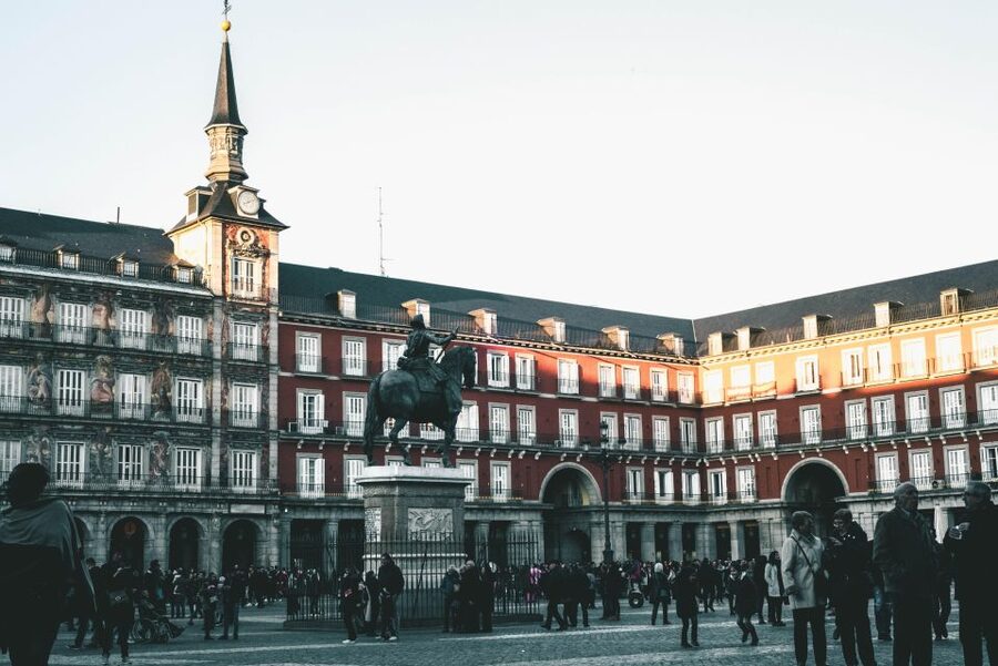 Madrid: Old Town, Poets District, and Royal Palace Tour - How much value do you get for $44?