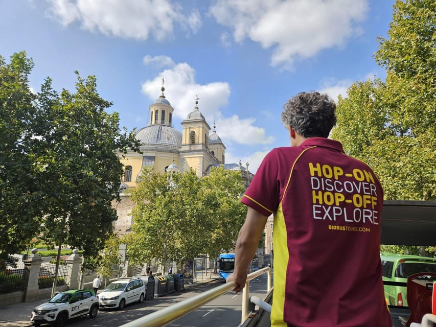 Madrid: Open-Top Big Bus Sightseeing Tour with Live Guide - Puerta de Alcalá and El Retiro Park