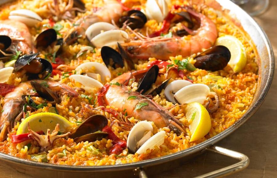 Madrid: Paella and Sangria Workshop in the City Center - Meeting in the heart of Madrid