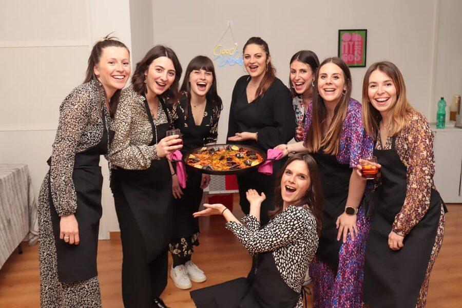 Madrid: Paella and Sangria Workshop in the City Center - Learning what makes paella paella
