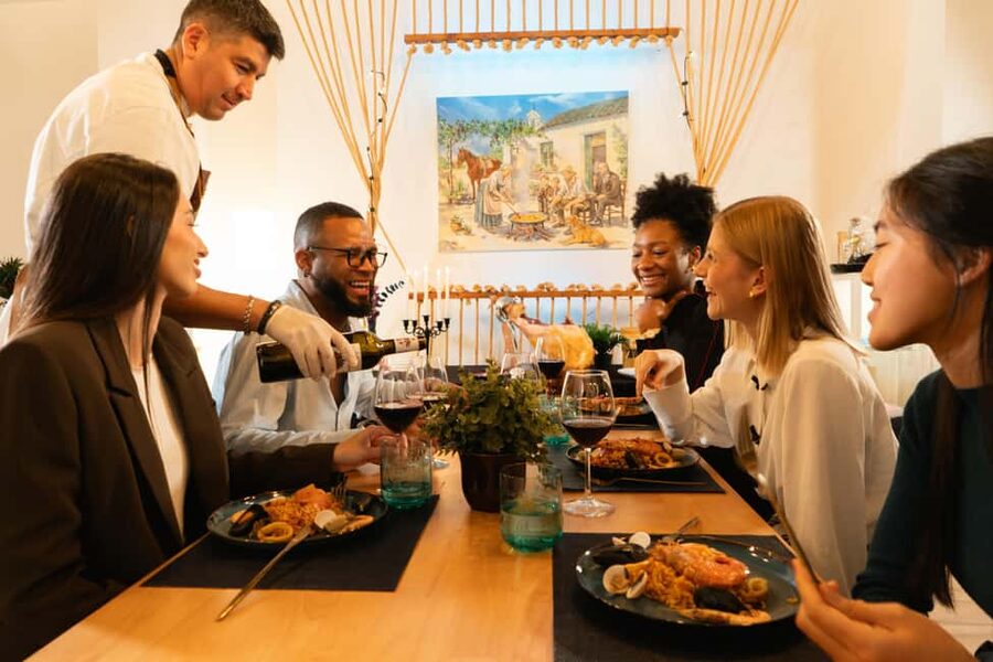 Madrid: Paella and Sangria Workshop with Tapas - The best reasons to book