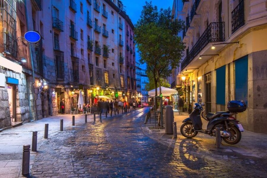 Madrid: Panoramic Open-Top Bus Day or Night Tour with Guide - Starting at the Monument to Goya and Prado