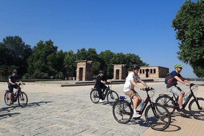 Madrid Parks & Riverside Bike Tour - Along the Manzanares to Matadero Madrid