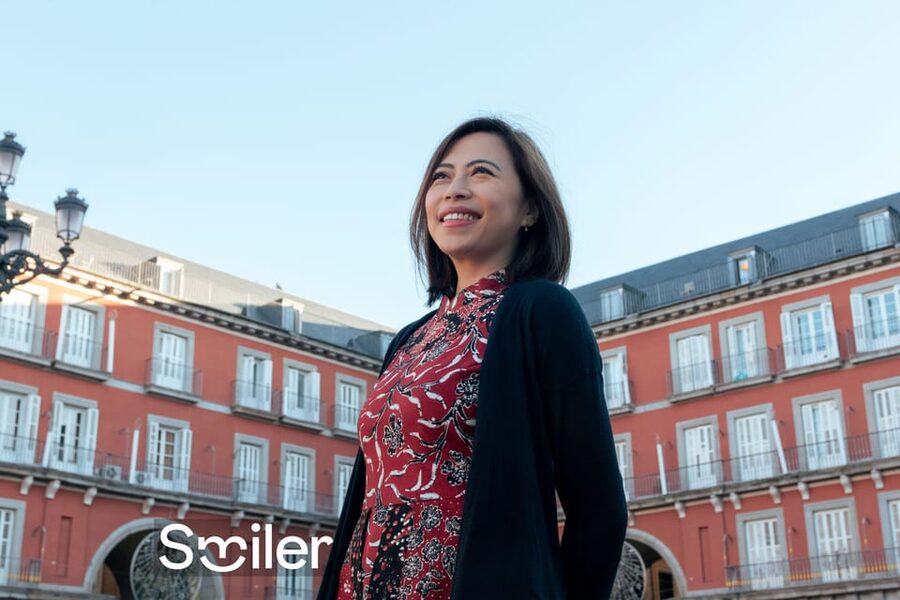 Madrid: Photoshoot in Plaza Mayor - The photo style: directed, personal, and flexible